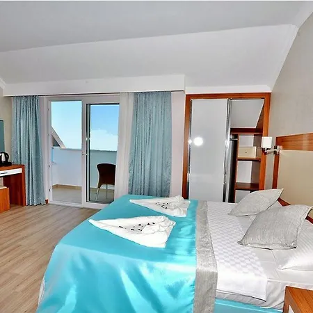 Otel Mesut 4*